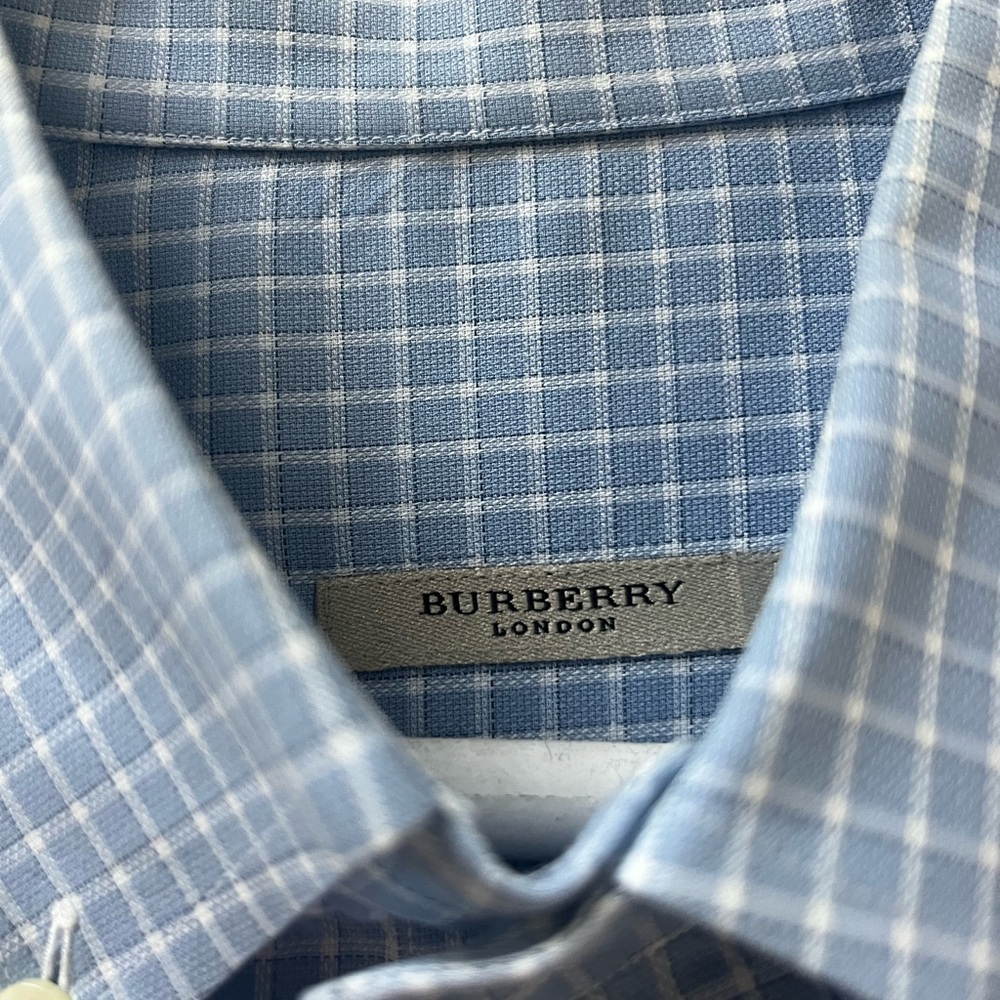 Men’s Burberry shirt
